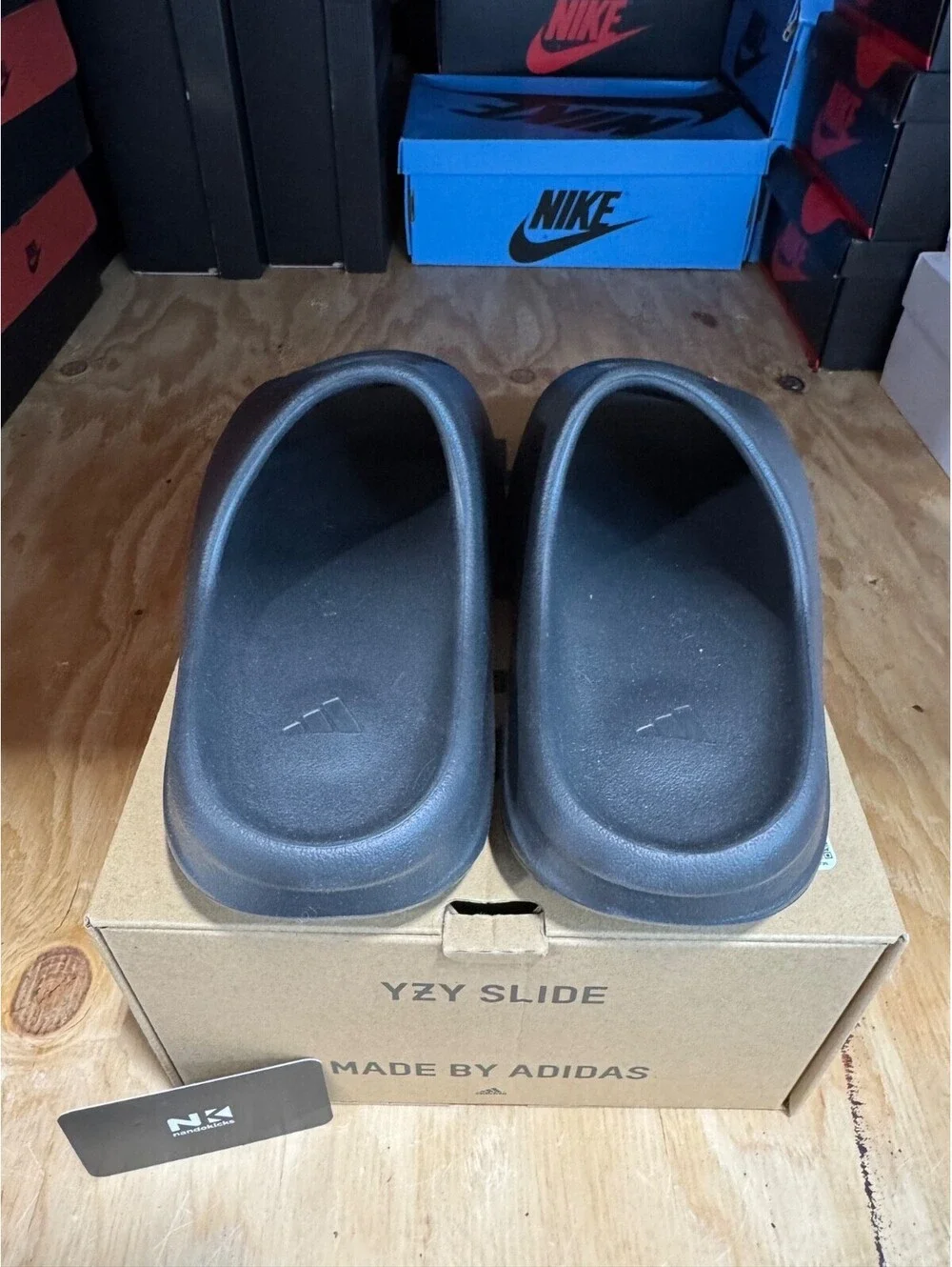 Adidas Yeezy Slides 'Onyx' HQ6448 MENS SIZE 10